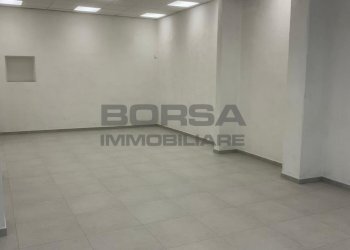 WhatsApp Image 2026-02-24 at 12.34.58 (2).jpeg - Locale Commerciale Via Buontalenti 10, Livorno - foto 12