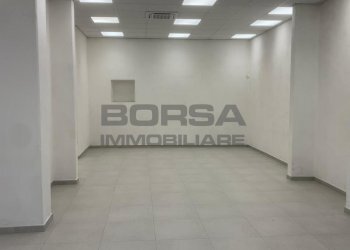 WhatsApp Image 2026-02-24 at 12.34.58 (3).jpeg - Locale Commerciale Via Buontalenti 10, Livorno - foto 16