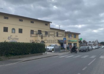 WhatsApp Image 2026-02-23 at 10.13.55.jpeg - Locale Commerciale Via Dell'artigianato 300, Livorno - foto 4