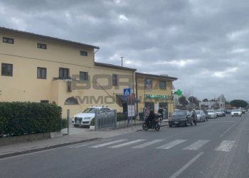 WhatsApp Image 2026-02-23 at 10.13.56.jpeg - Locale Commerciale Via Dell'artigianato 300, Livorno - foto 5