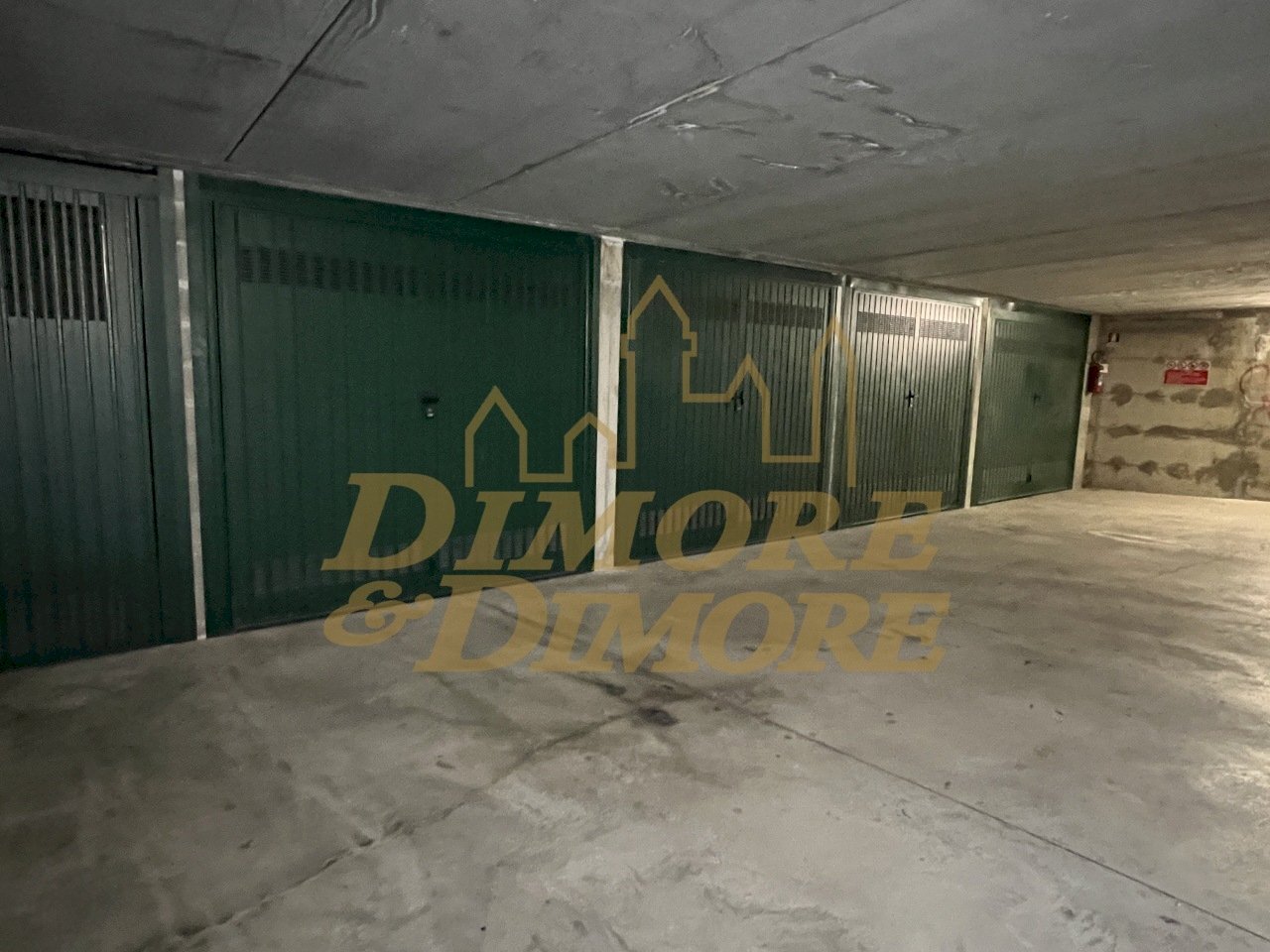 Box Via Gualtiero Berti 18, Maccagno con Pino e Veddasca - foto 2