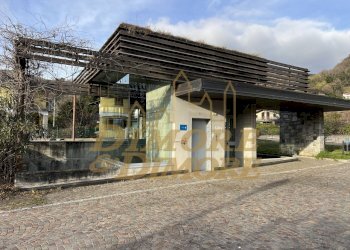 Box Via Gualtiero Berti 18, Maccagno con Pino e Veddasca - foto 1