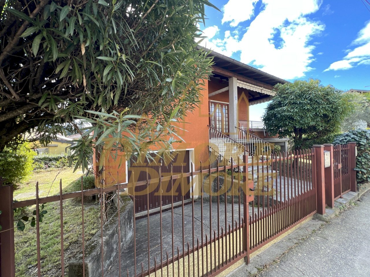 Casa - Villa Via Gualtiero Berti 3, Maccagno con Pino e Veddasca - foto 2