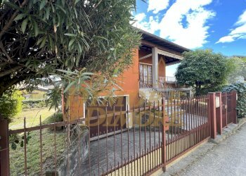 Casa - Villa Via Gualtiero Berti 3, Maccagno con Pino e Veddasca - foto 2