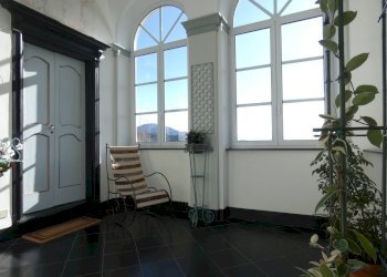 LOGGIA.JPG - Casa indipendente Genova (zona Staglieno) - foto 13