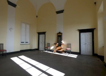 SALONE.JPG - Casa indipendente Genova (zona Staglieno) - foto 15