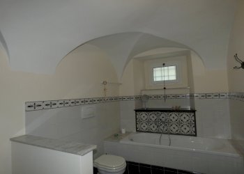 SALA DA BAGNO (2).JPG - Casa indipendente Genova (zona Staglieno) - foto 28