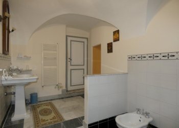SALA DA BAGNO.JPG - Casa indipendente Genova (zona Staglieno) - foto 29