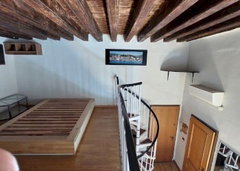 20240710_144537.jpg - Bilocale Vico Squarciafico, Genova - foto 14