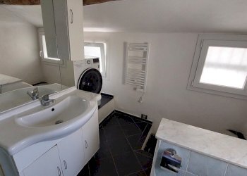 20240710_144259.jpg - Bilocale Vico Squarciafico, Genova - foto 21