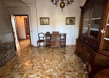 PHOTO-2026-02-23-10-32-510.jpg - Quadrilocale Via Ser Lapo Gavacciani, Firenze - foto 2