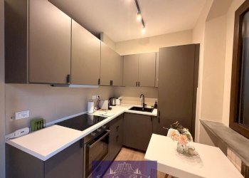 WhatsApp Image 2026-02-10 at 18.19.55 (17).jpeg - Trilocale Via Federico da Montefeltro, Firenze - foto 1