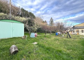 giardino - Villa Strada Vicinale la Saccia Castagneta, Vernio - foto 13