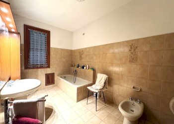 bagno - Villa Strada Vicinale la Saccia Castagneta, Vernio - foto 23