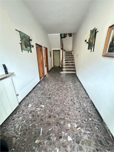 IMG_1343.jpeg - Villa Via di Val di Setta e Val di Bisenzio 7, Cantagallo - photo 2