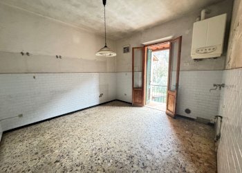 IMG_1345.jpeg - Villa Via di Val di Setta e Val di Bisenzio 7, Cantagallo - foto 4