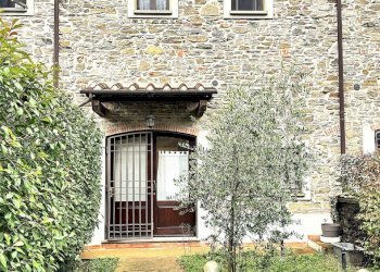 IMG_1381.jpg - Rustico Via Michelangelo Buonarroti 15, Vaiano - foto 2