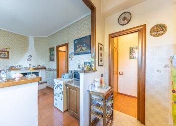 28.jpg - Quadrilocale Via Boito, Mentana - foto 11