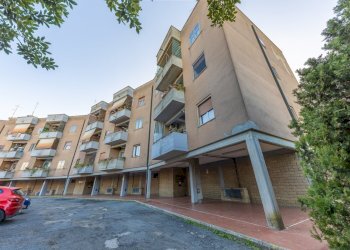 5.jpg - Quadrilocale Via Boito, Mentana - foto 26