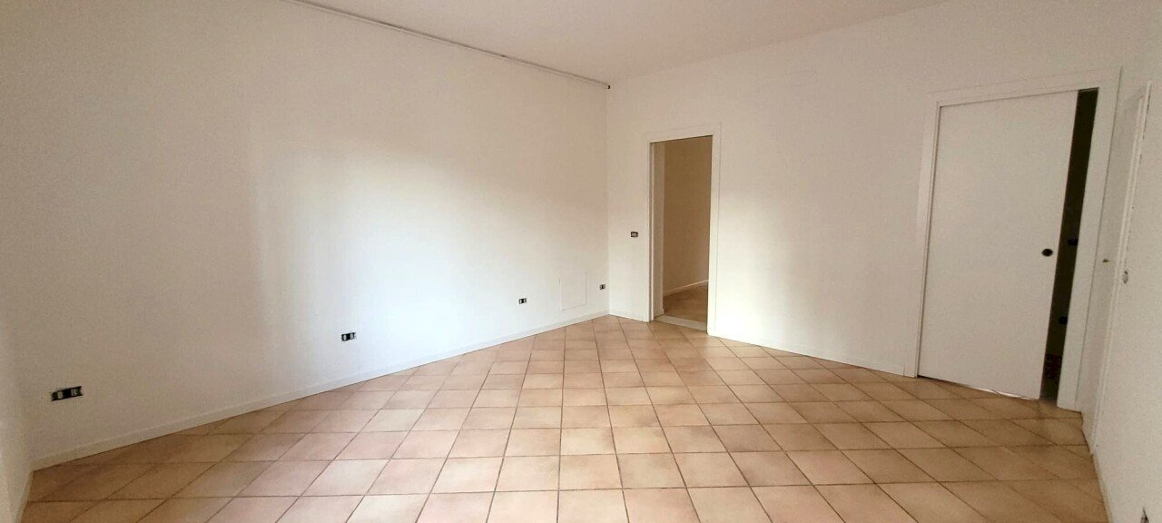 WhatsApp Image 2026-02-23 at 11.22.54 (3).jpeg - Three-room apartment Via del Palazzo, Montirone - photo 2