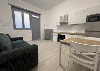 soggiorno - Bilocale Via Pietro Cavezzale 4E, Torino (zona Vanchiglia) - foto 5