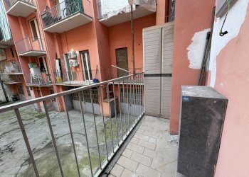 balcone - Bilocale Via Pietro Cavezzale 4E, Torino (zona Vanchiglia) - foto 10