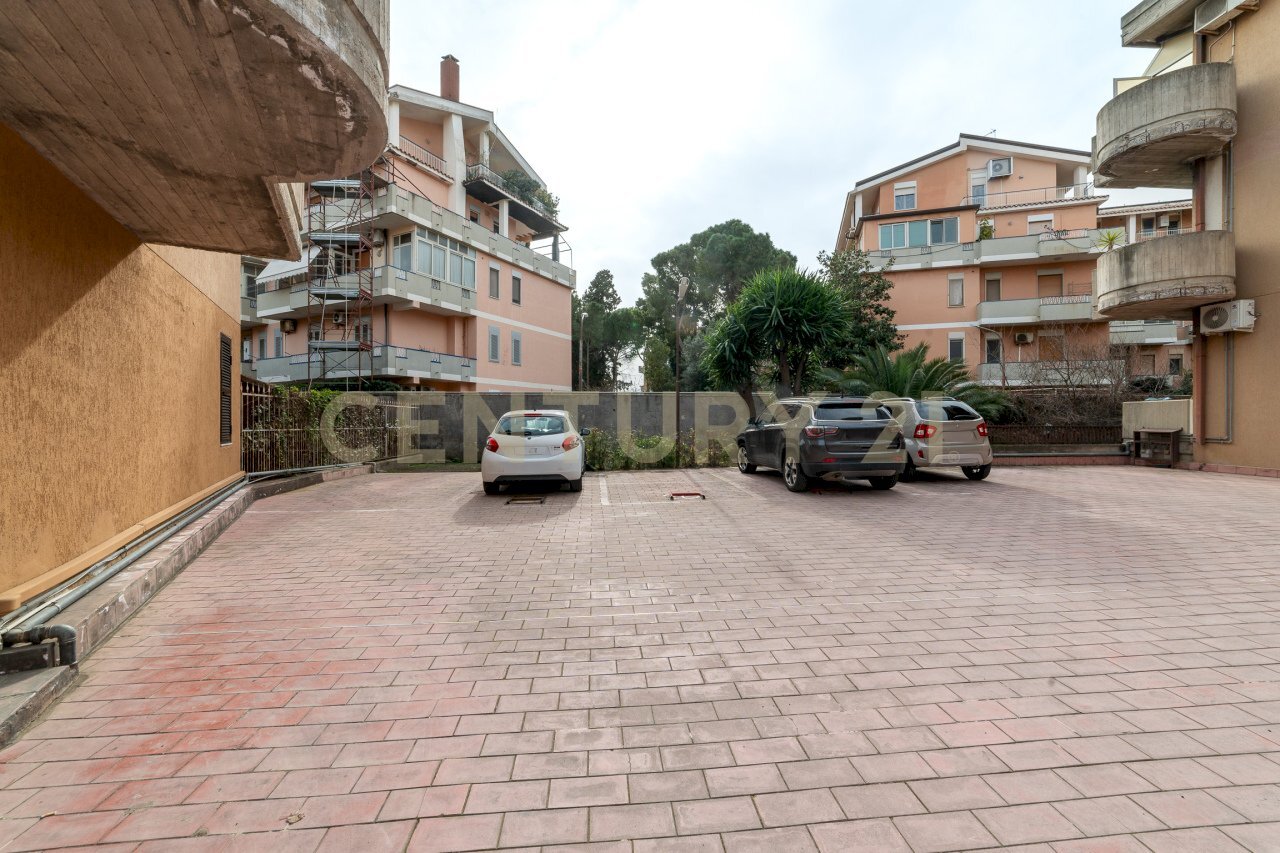 DSC02426.jpg - Quadrilocale Via Teseo, Catania - foto 3