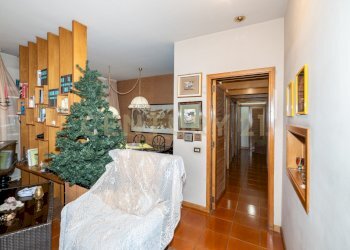 DSC02445.jpg - Quadrilocale Via Teseo, Catania - foto 10