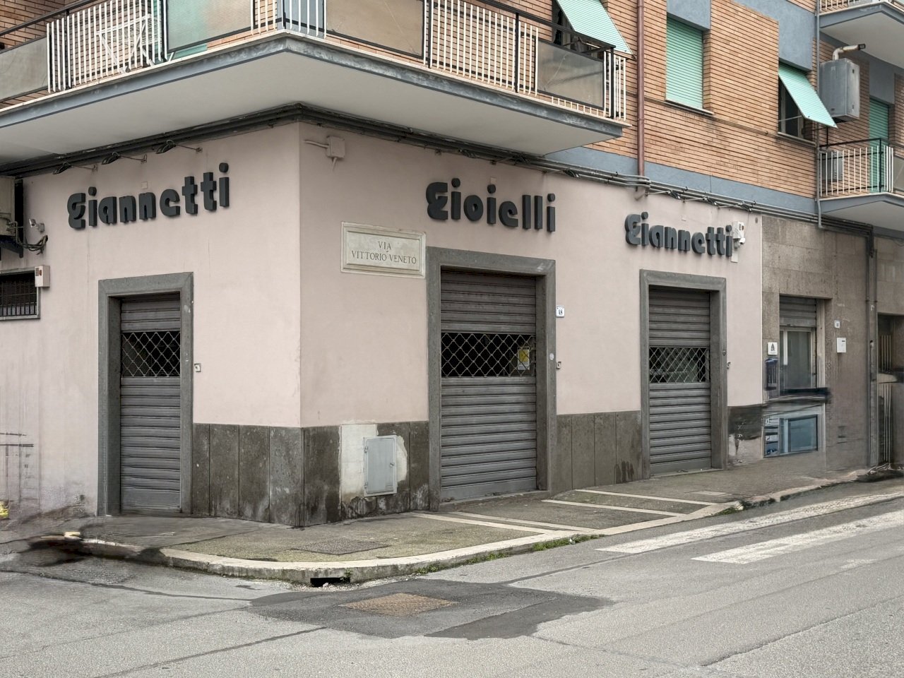 IMG_E9211.JPG - Locale Commerciale via vittorio veneto, Nettuno - foto 2