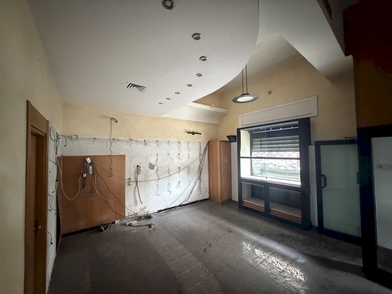 IMG_9208.JPG - Locale Commerciale via vittorio veneto, Nettuno - foto 3