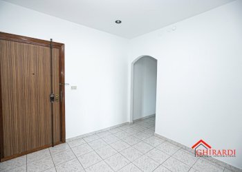 1.3 ingresso.jpg - Appartamento VIA ALFREDO D'ANDRADE, Genova (zona Sestri Ponente) - foto 5