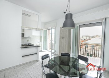 2.1 tinello.jpg - Appartamento VIA ALFREDO D'ANDRADE, Genova (zona Sestri Ponente) - foto 7