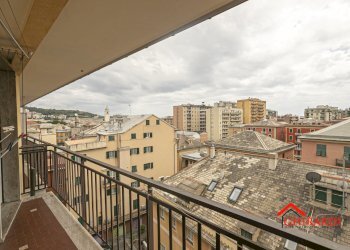 8.1 balcone1.jpg - Appartamento VIA ALFREDO D'ANDRADE, Genova (zona Sestri Ponente) - foto 24