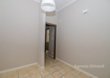 1.1-ingresso-3-1200x800.jpg - Appartamento VIA ALFREDO D'ANDRADE 34, Genova (zona Sestri Ponente) - foto 4