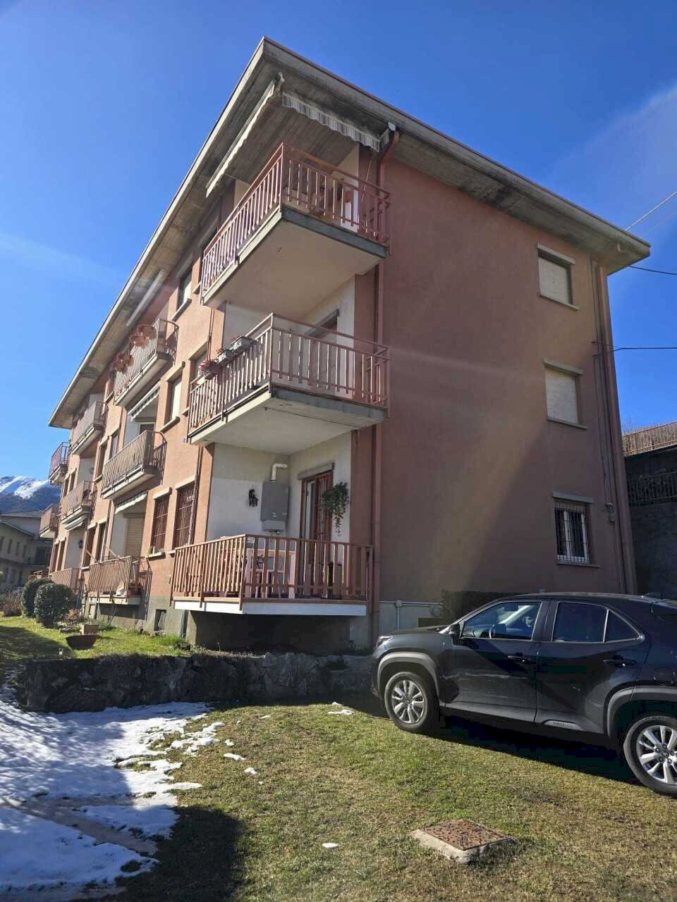 Contesto condominiale - Bilocale Via Calbera 12, Sormano - foto 2