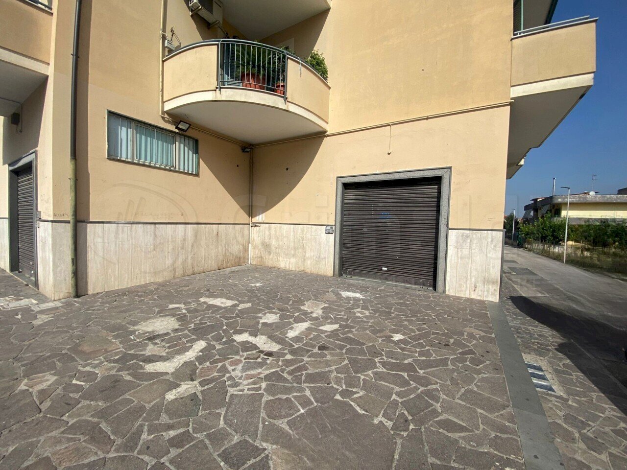 02.JPG - Commercial Premises Giugliano in Campania - photo 2