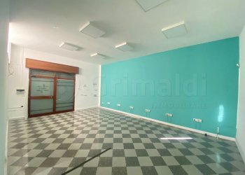 03.JPG - Locale Commerciale Giugliano in Campania - foto 3