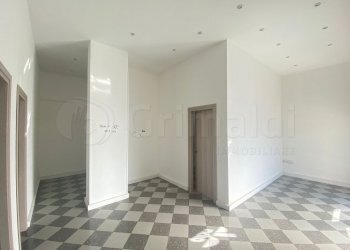 06.JPG - Locale Commerciale Giugliano in Campania - foto 6