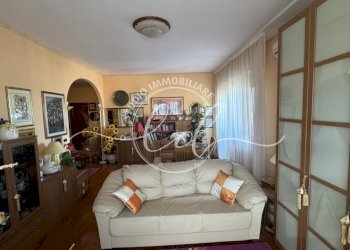 IMG_4049.JPG - Four-room apartment Seravezza - photo 10