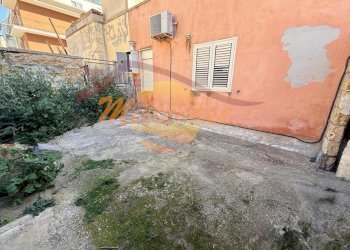 3e3c8fe3-29ba-4163-a0a8-d6c21417ee20.jpeg - Casa indipendente Via Luigi Maria Monti, Siracusa - foto 4