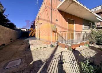 e9ae2d27-1202-4327-9288-ccd762816d75.jpeg - Casa indipendente Via Luigi Maria Monti, Siracusa - foto 18