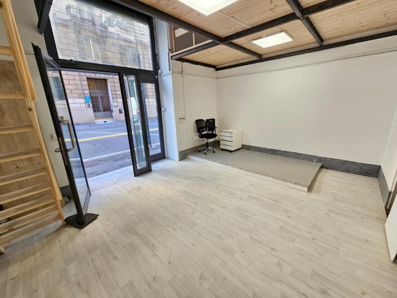 PIANO STRADA (4).jpg - Locale Commerciale Via Giovanni Tommaso Invrea 46, Genova (zona Foce) - foto 2