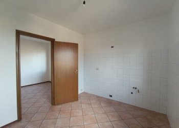 WhatsApp Image 2026-02-23 at 10.13.17 (1).jpeg - Appartamento Varano de' Melegari - foto 10