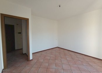 WhatsApp Image 2026-02-23 at 10.13.18 (2).jpeg - Appartamento Varano de' Melegari - foto 16