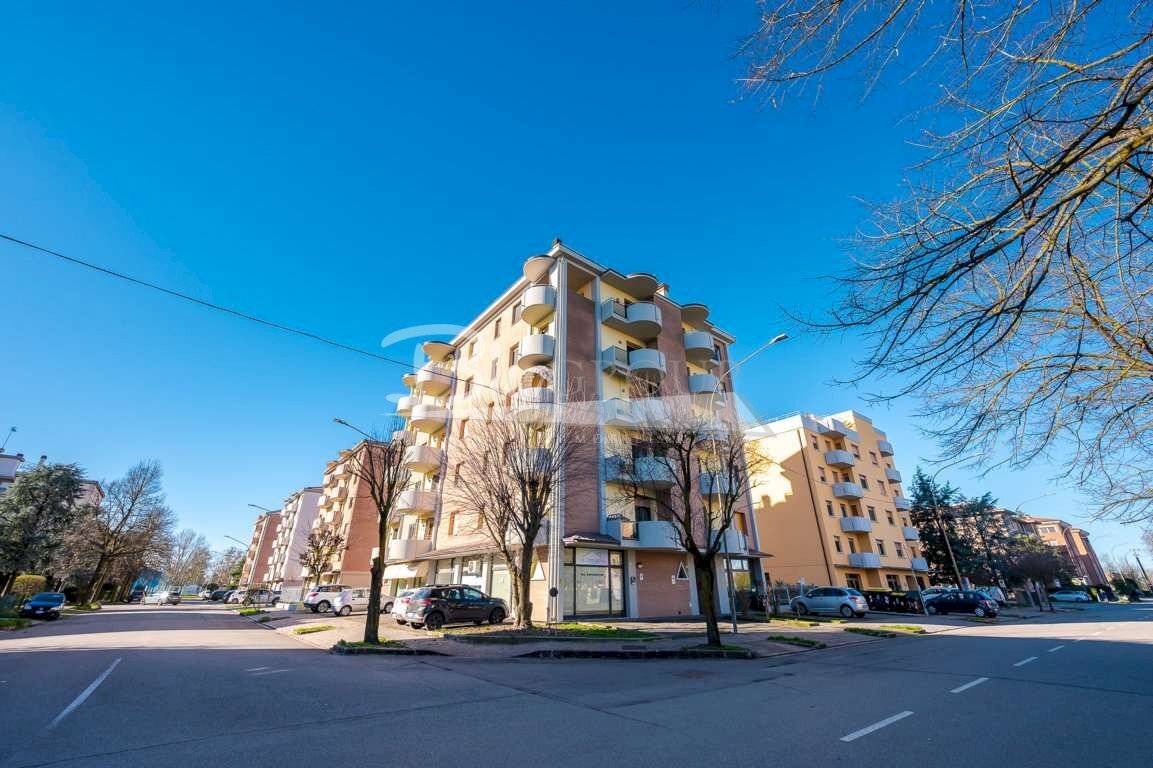 Three-room apartment Carpi - photo 1