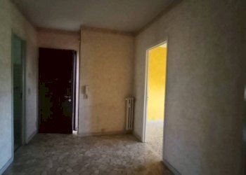 Two-room apartment Cumiana - photo 4