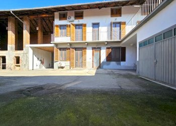 Casa indipendente Via Camino, Caluso - foto 1