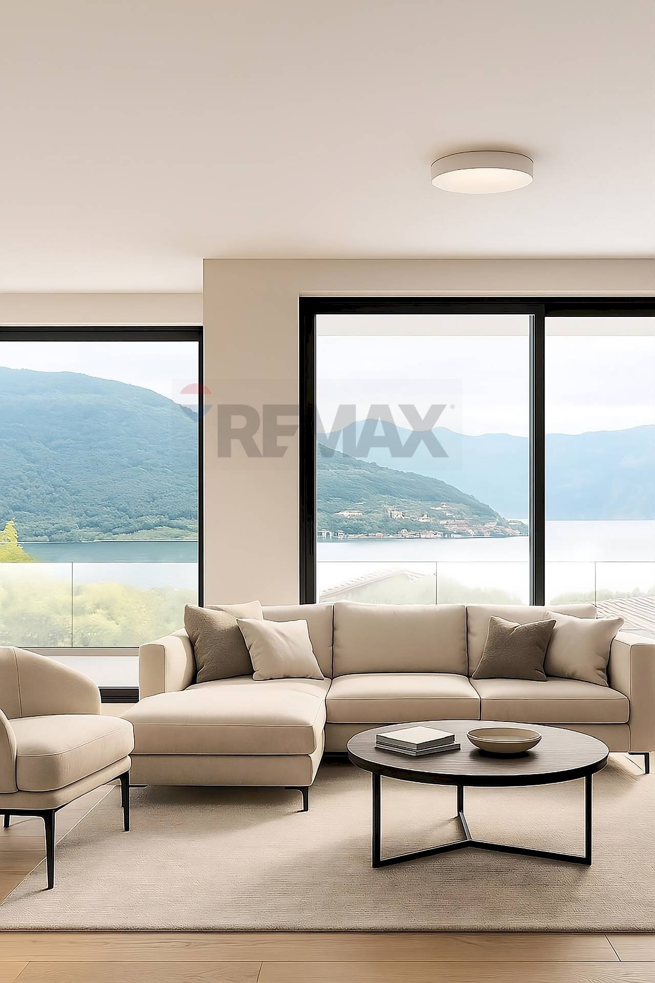 Attic Via Vittorio Veneto, 48/50 
 Sale Marasino, Sale Marasino - photo 1