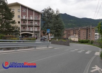 Ufficio Via Duca Degli Abruzzi 4, Aosta - foto 3