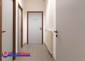 Ufficio Via Duca Degli Abruzzi 4, Aosta - foto 14